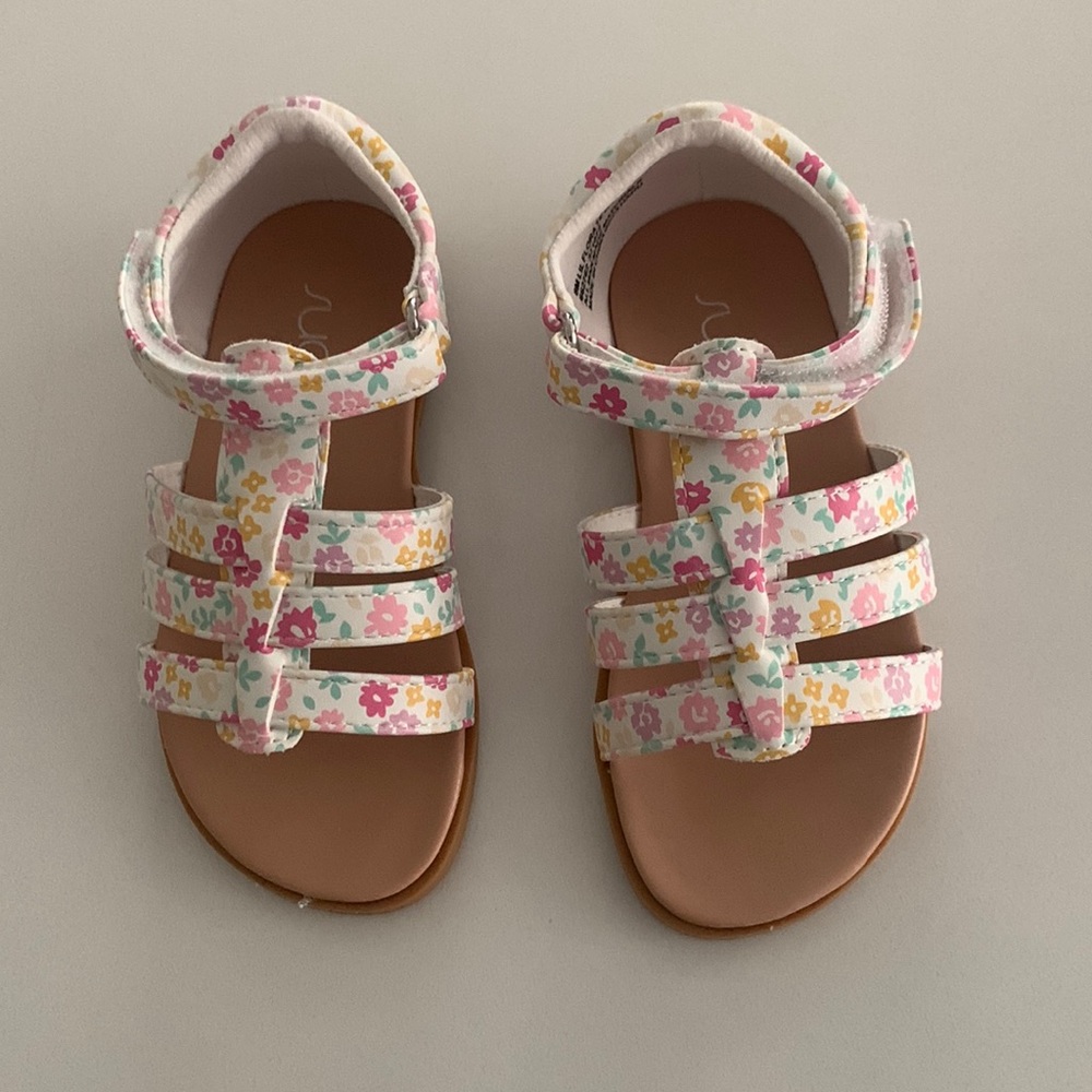 Toddler girl size 8 flowered print sandals